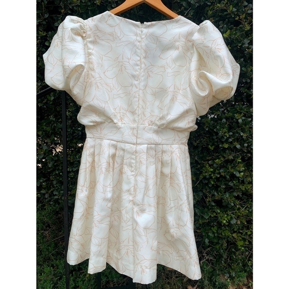 Boskemper Sakura romper in cherry blossom with puff sleeves - Picture 5 of 6